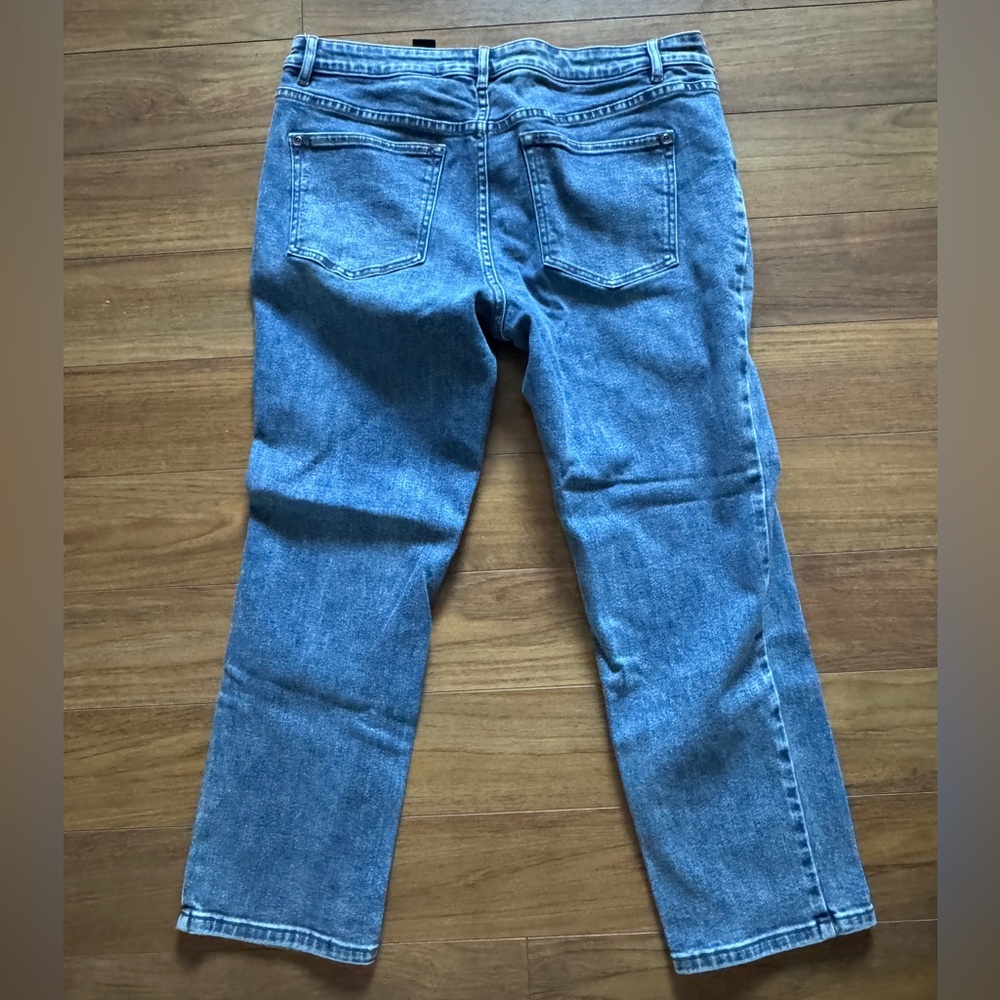 Thyme Maternity Jeans - Picture 4 of 4